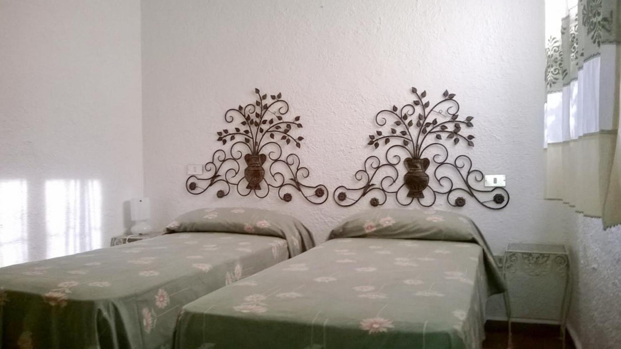 Welcomely - Porto Rafael Apartments 팔라우 외부 사진